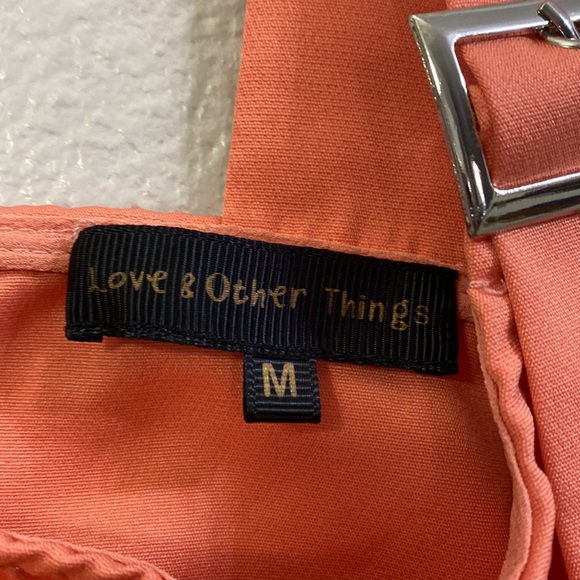 peach buckle crop top - Picture 2 of 2